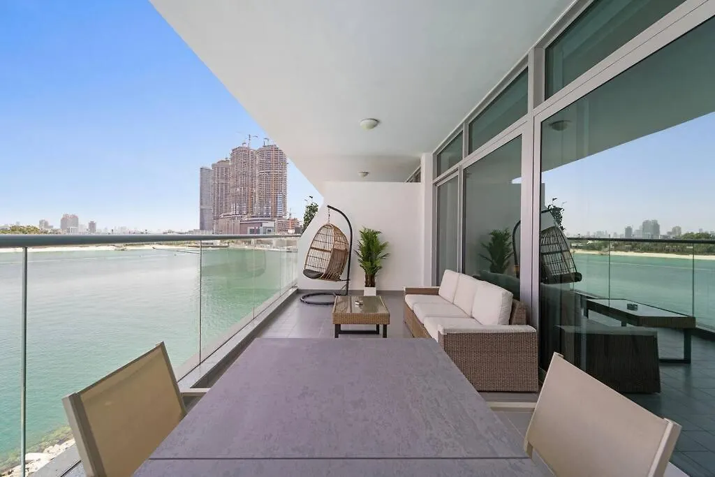 Luxury Sea View On The Palm With Access To Beach Dubai Apartment
