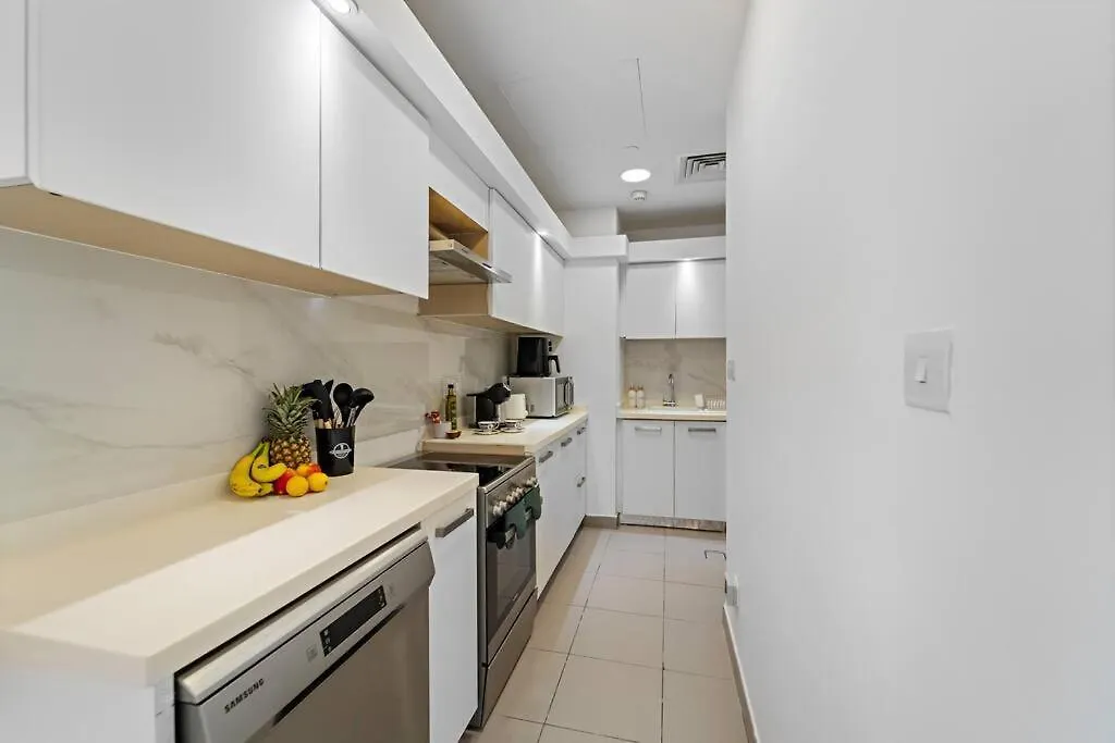 Luxury Sea View On The Palm With Access To Beach Dubai United Arab Emirates
