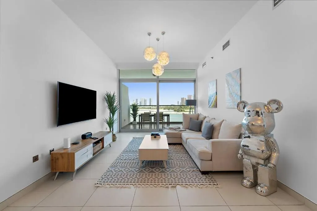 Luxury Sea View On The Palm With Access To Beach Dubai Apartment