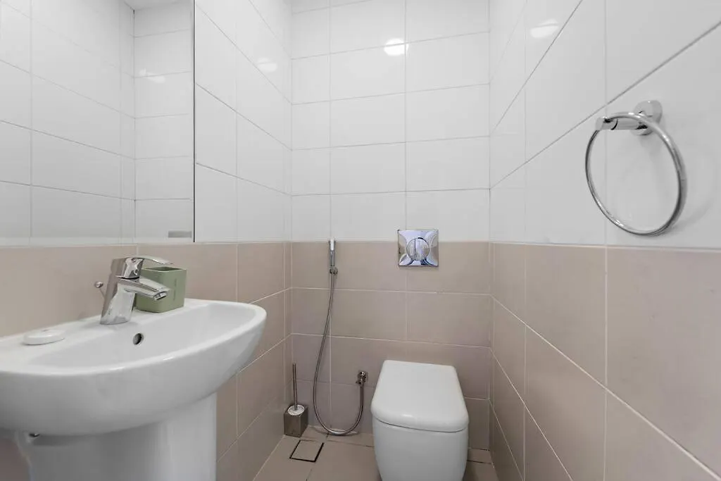 Luxury Sea View On The Palm With Access To Beach Dubai Apartment
