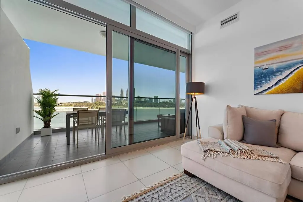 Luxury Sea View On The Palm With Access To Beach Dubai Apartment