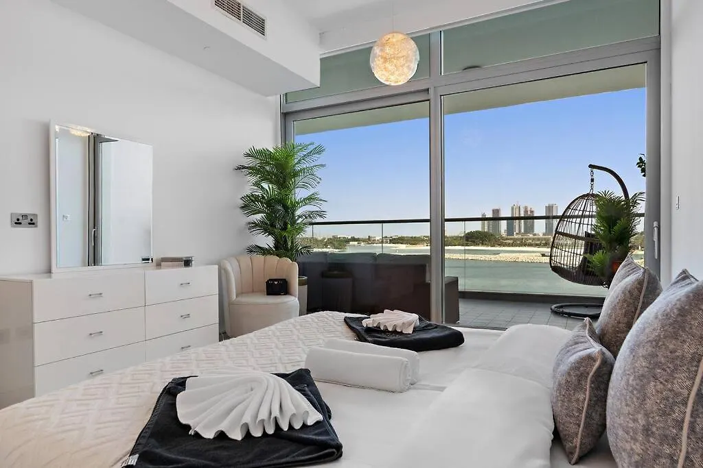 Luxury Sea View On The Palm With Access To Beach Dubai