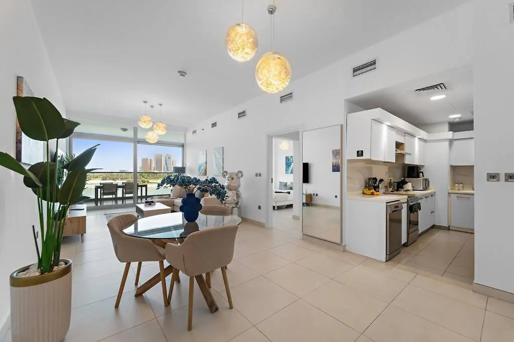 Luxury Sea View On The Palm With Access To Beach Dubai United Arab Emirates